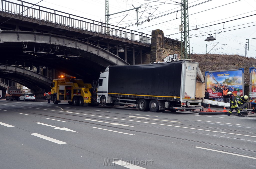 LKW Bruecke Koeln Deutz Opladenestr Deutz Muelheimerstr P054.JPG - Miklos Laubert